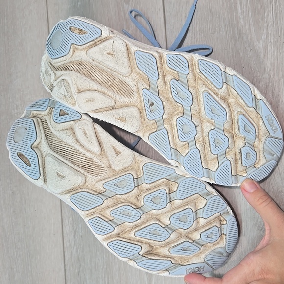 Hoka One One  Women's Clifton 9 Running Athletic Shoes Sneakers Sz 9.5B - Picture 11 of 12